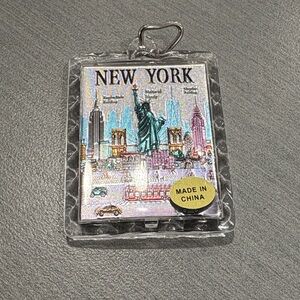 New York Souvenir Keychain with Holographic Statue of Liberty